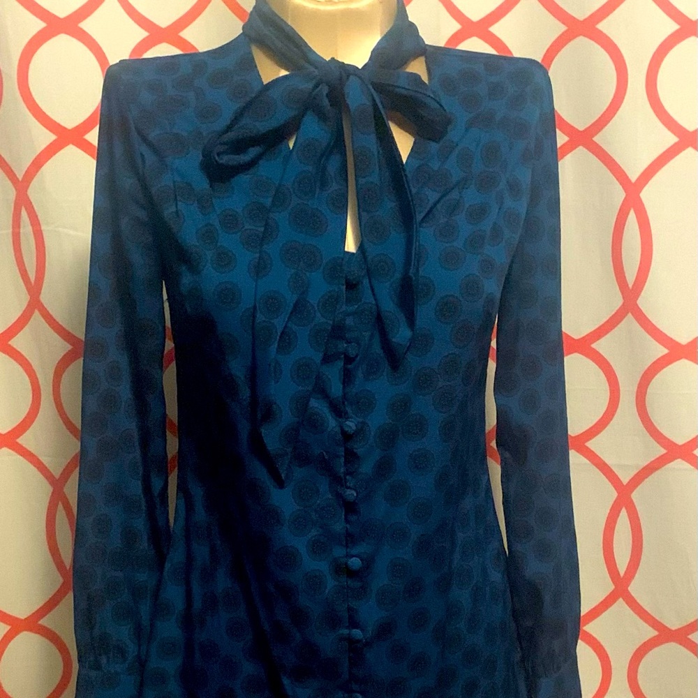 Banana Republic teal/turquoise button up tie neck blouse-petite xs